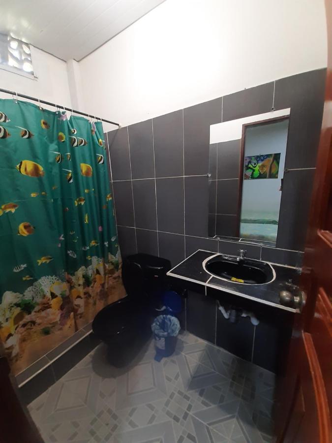 Hostal Selvatrip Leticia Exteriör bild